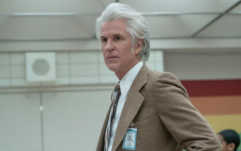 متیو موداین در نقش دکتر برنر در سریال Stranger Things